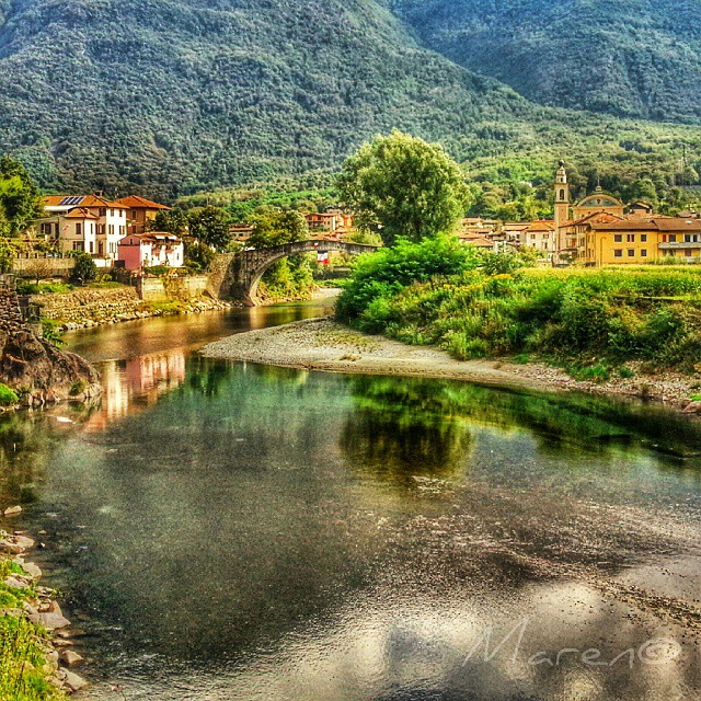 #darfboarioterme #montecchio #termediboario #vallecamonica #ponte #bridge #old #romanico #iseofinestre #notaphotographer #passion #princely_shotz #tv_hdr #mobile_hdr #worldwide_shots #great_captures_italia #vivobrescia #vivo_italia #vivodelmese1014 #wonderfulexpo2015 #eurpe_italy #loves_italia #loves_village