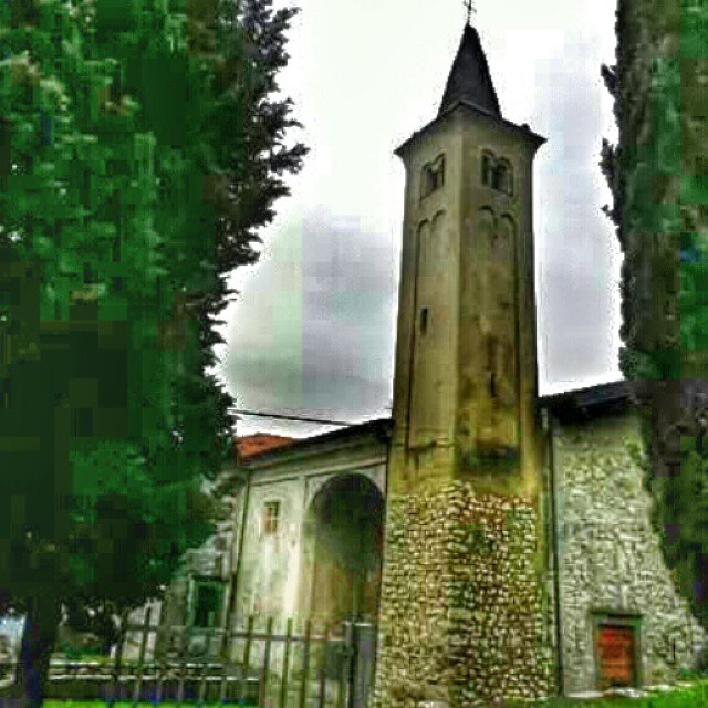 Tavernola Chiesa di San Pietro#vallecamonica#altosebino#ig_italia#vivobergamo#vivobrescia#iseofinestre#ig_worldclub#ig_italy#vivodelmese1014#ig_europe