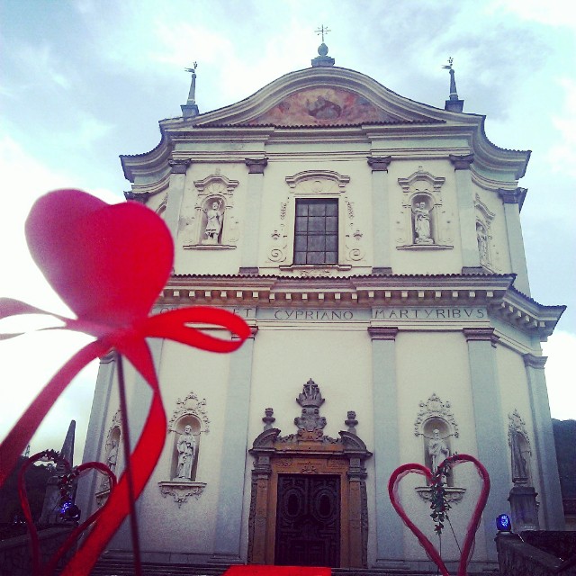 #modasottolestelle Siamo pronti! Questa sera 20:30 Piazza Artogne #artogne #bs #brescia #vallecamonica #valledeisegni #eventivallecamonica