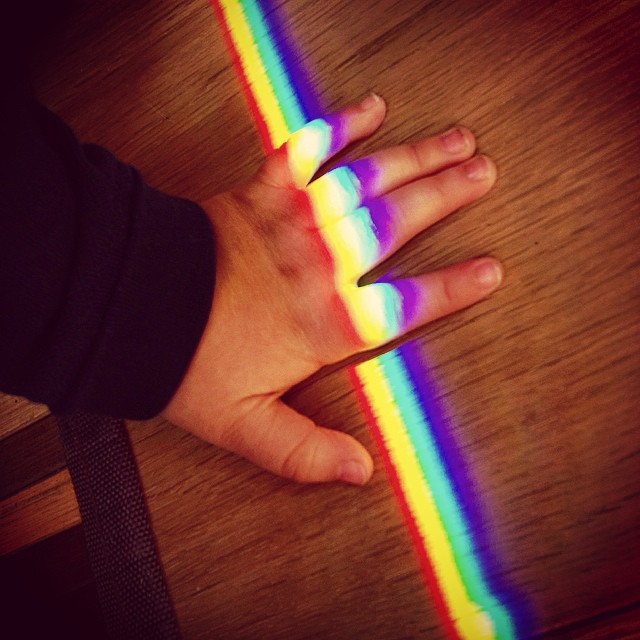 #instagood #instamood #iphonesia #igdaily #igaddict #iphoneonly #tbt #instalove #instasize #follow #jj #photooftheday #cute #beautiful #nice #colours #igers #igersitalia #igerslombardia #vscacom #valcamonica #hand #bo #rainbow #light #ray #kid #baby #love