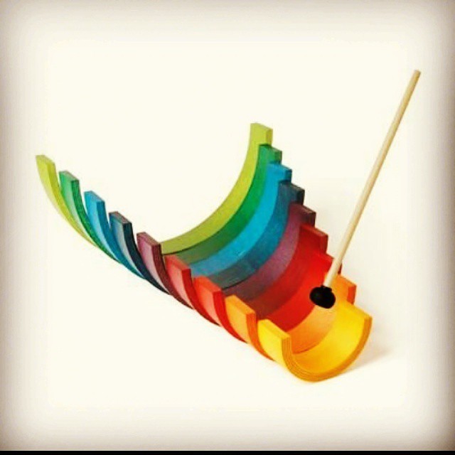 La musica sta cambiando! Music is changing! Parola di #Rainbow, lo #xilofono di #naefspiele #naefspiel. 😀👫👬👭 #STORiE #lovewins #marriageequality #pride #happypride #naef #toys #giocattoli #yougottafightforyourright #design #pisogne #Vallecamonica #valledeisegni #comunicazionecreativa #socialmedia #comunicazione #communication #schiribis