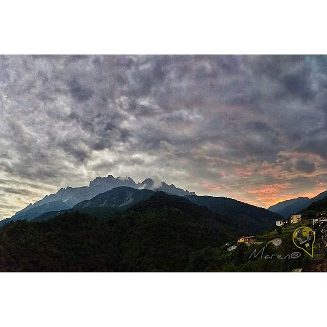 Sunset #IAMHERE #NIKONITALIA #pescarzo #capodiponte #vallecamonica #valcamonica #landscape #concarena #sunset