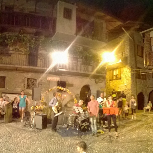 #immaginarti a #Pescarzo in #ValleCamonica con #goodtime #jazz