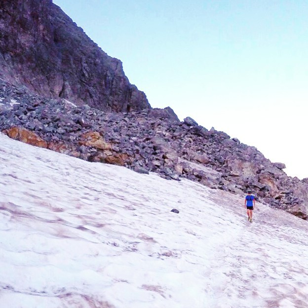 Neve ad agosto a due passi da casa tua.. is possible.))).. Si ma pedalare ragazzi..😁😁..#montagna #montain #estate #vallecamonica #adamello #run #running #trialrunning #salomonrunning