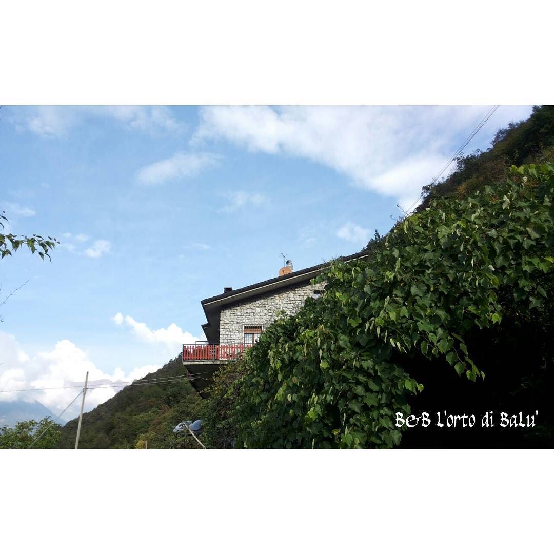 Good morning from Bienno, Valle Camonica, Lombardy, Italy! #vallecamonica #Bienno #buongiornoinbb #Lombardia #Lombardy #goodmorning #camonicavalley #ValledeiSegni #loves_united_lombardia #loves_lombardia #vivolombardia #vivo_brescia #itineraribrescia