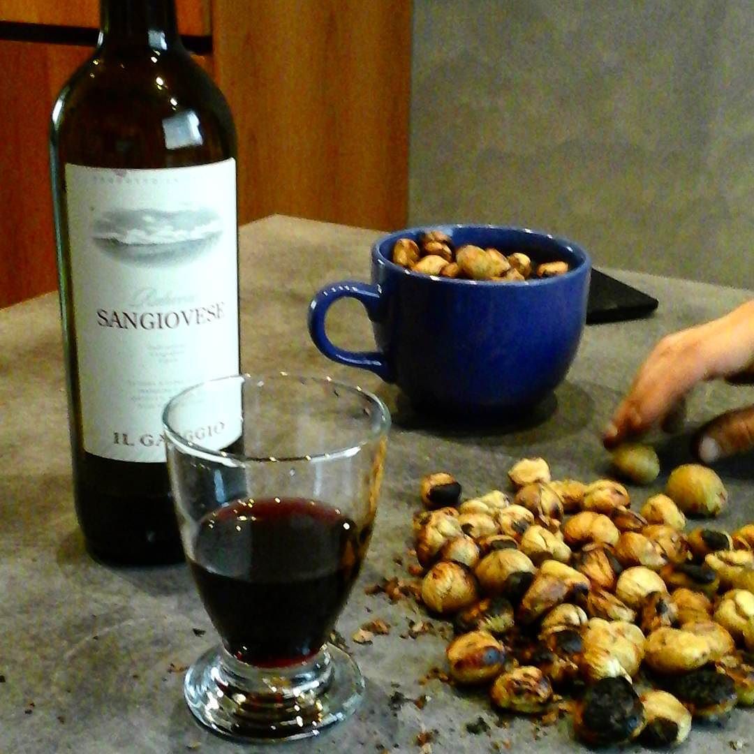 Caldarroste #chestnuts #wine #vallecamonica #loves_lombardia #autumn