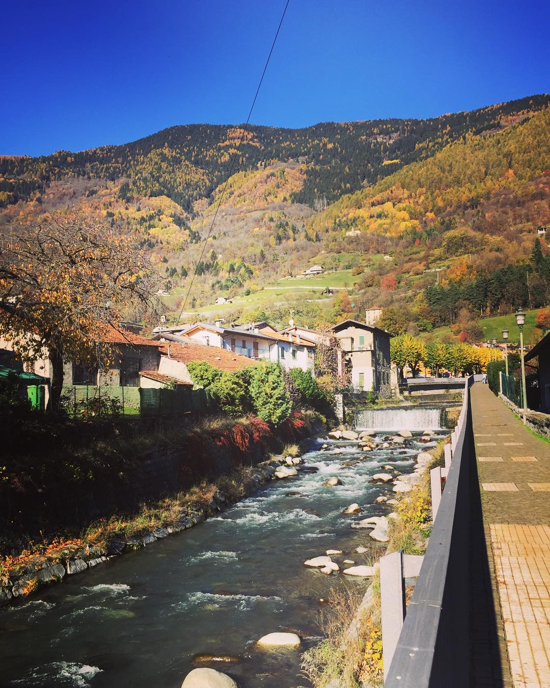 🏡🗻🌍 #edolo #edolocity #home #love #valcamonica
