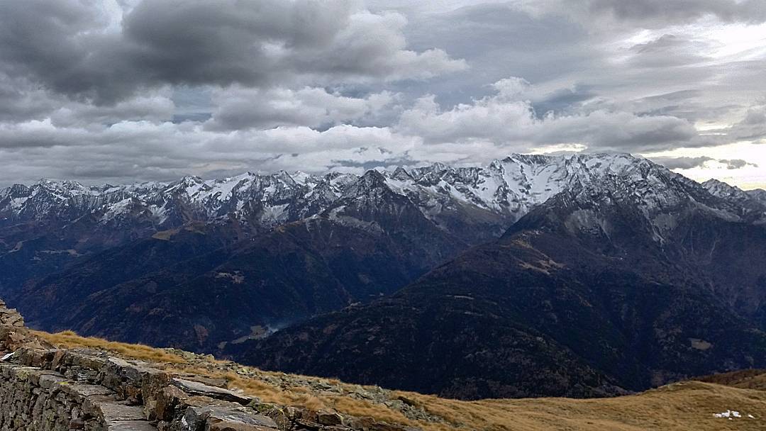 Alpi #nikon #reflex #italia #italy #brescia #lombardia #montagna #mountains #nord #vallecamonica #nuvole #nubi #clouds #naturalbeauty #nature #natura #panorama #landscapes #country #alpi #vivobrescia #ig_brescia #nikkor50mm #vivoitalia