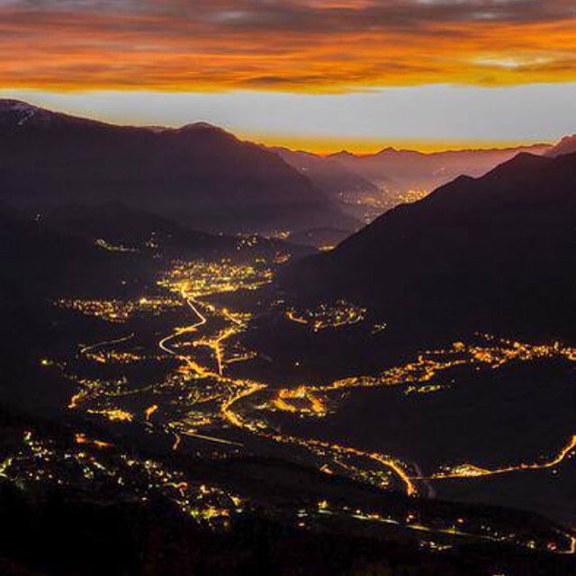 Non serve andare lontano per trovare posti incantevoli🌅 #vallecamonica #lombardia #bs #italy #amazingview #amazingplace #fiumedilavatralevalli #picoftheday #photooftheday #tagsforlikes #instaday #instagood #instadaily #nofilter #followme #follow4follow #skyisthelimit