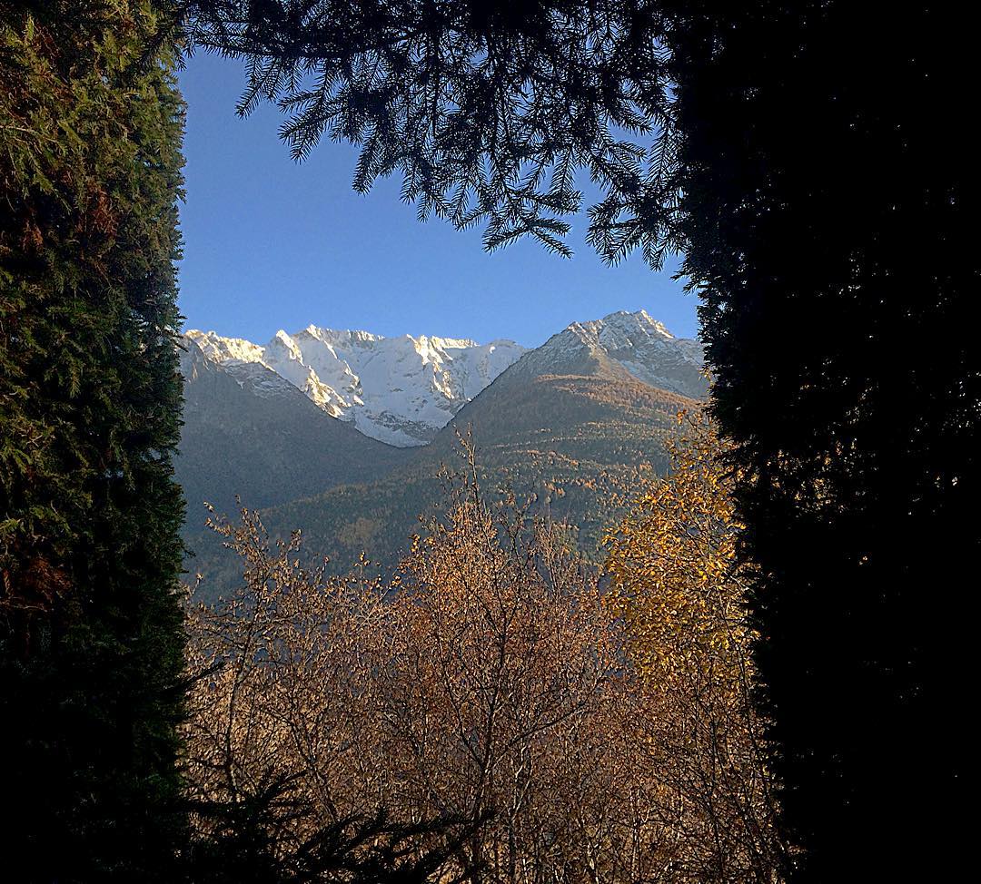 #valcamonica #altavallecamonica #montagna #vallecamonica #turismo #altavallecamonica🔝 #vivalavallecamonica #vezzadoglio #autunno #baitone #aviolo #ig_lombardia