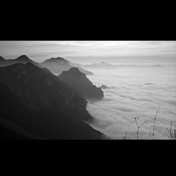 #freedom#landscape#vallecamonica#insta_nature#pics#mountains#fog#beauty#trekking#montagna