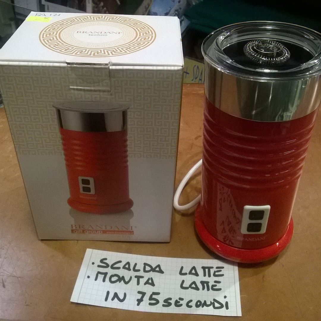 #dittagiovannipezzucchidal1850#negozistoricidellalombardia#latte#cappuccini#breno#vallecamonica#lombardia#italia#regali#