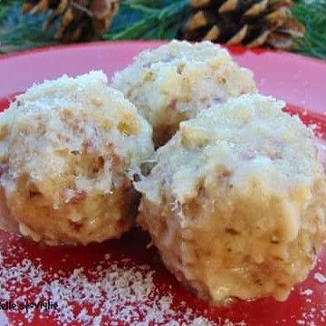 Canederli al Silter #canederli #silter #prodottitipici #vallecamonica #trentino #lombardia #primipiatti #dop #piattidimontagna #lillinelpaesedellestoviglie #foodlover #december #autumn #weekend #happyday #mountains