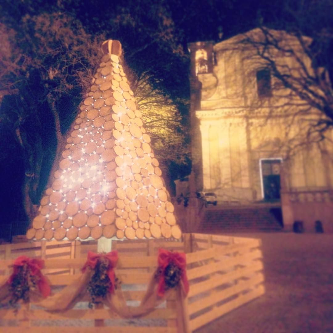 #borno #bynight #brescia #vallecamonica #italy #paesellobello #alberodinatale #piazza #xmas #2k15