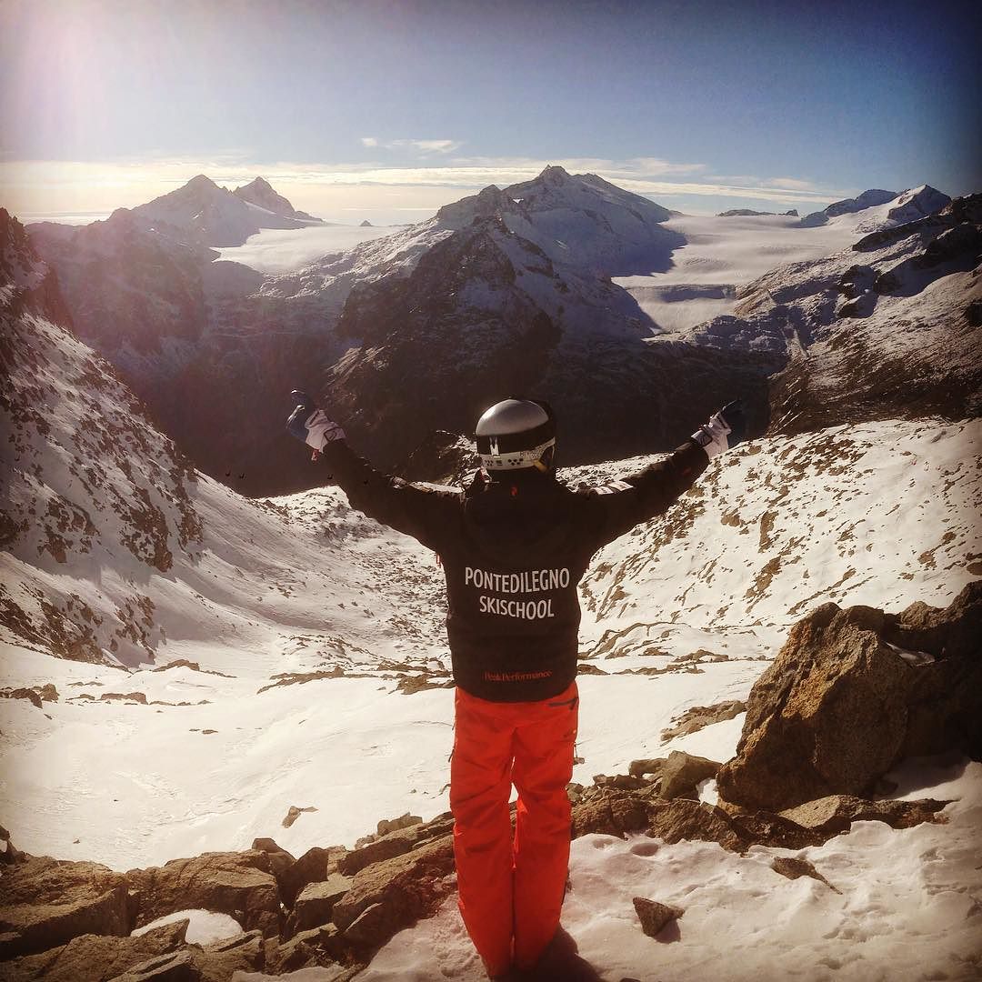 #pontedilegnoskischool #skiiscool #adamelloski #vallecamonica