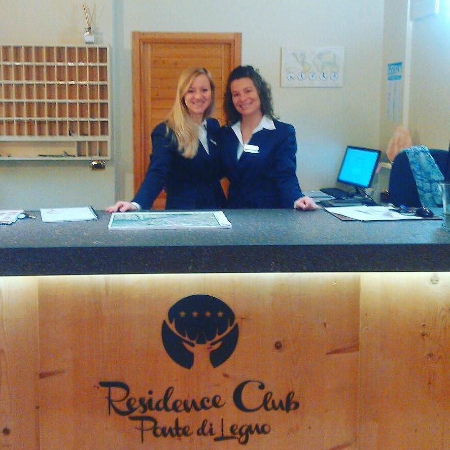 Pronte per un nuovo sabato di accoglienza, vi aspettiamo! #residenceclubpontedilegno #adamelloski #skiholydays #vallecamonica #openponte