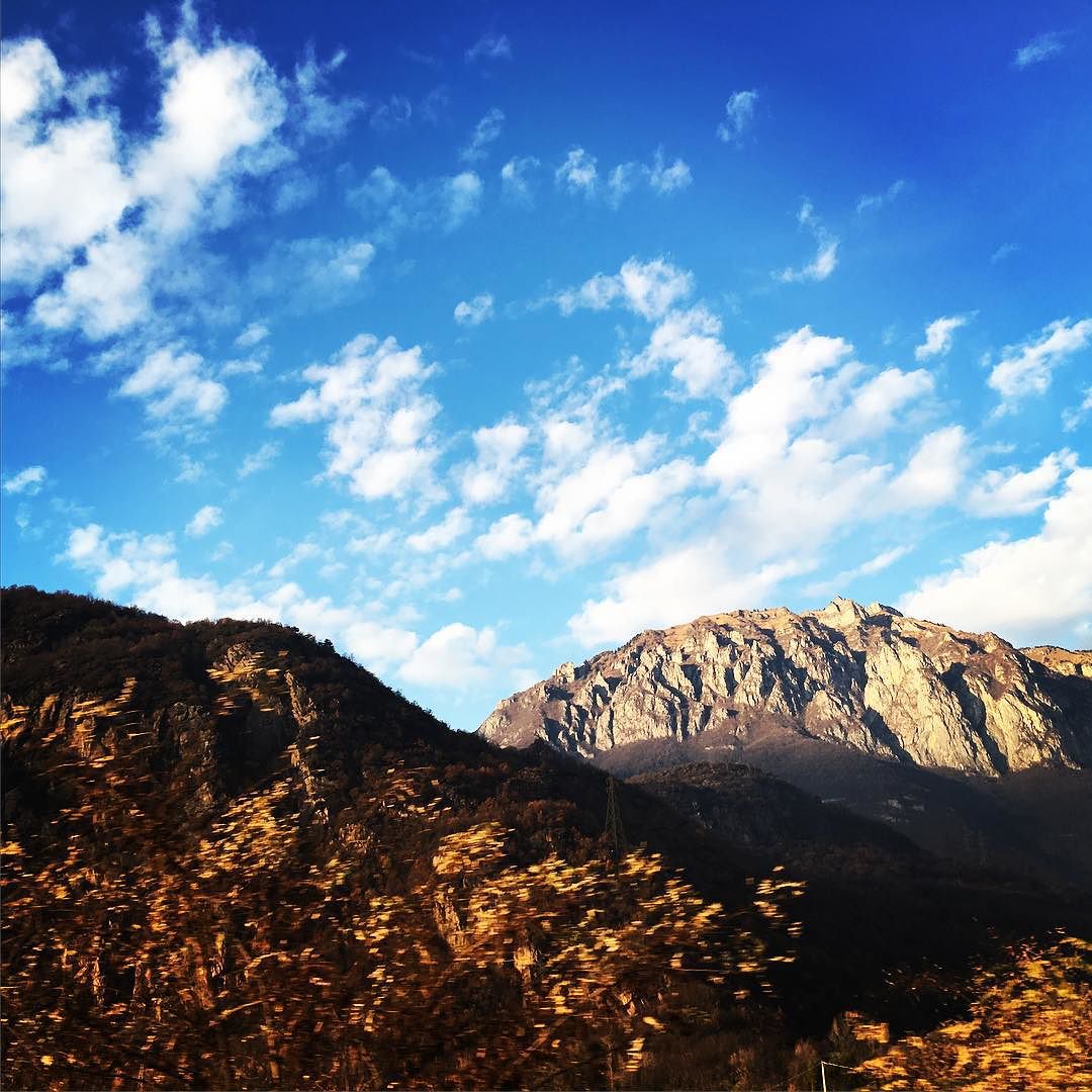 #vallecamonica #inverno2015 #winter #mountain #sky #instamoments #instalike #likeme #instagood #instafollow #follow4follow #followforfollow #following #follower