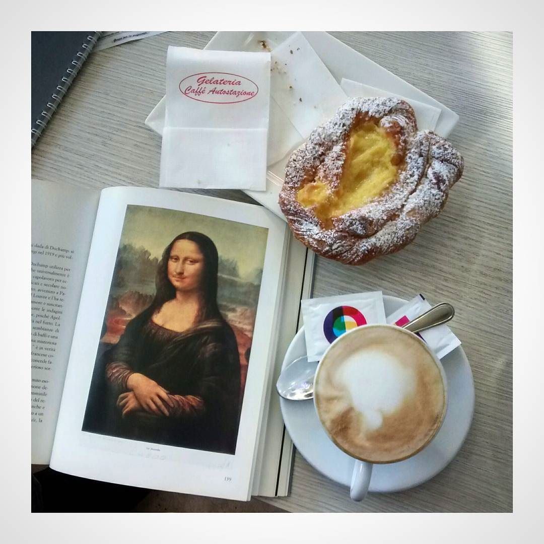 Colazioni a base d’ arte 🎨 💕 #nofilter #artisticbreakfast #brioches #duchamp #dada #lhooq #moustache #moustaches #Gioconda #MonaLisa #artwork #artmodeon #loveart #breakfastart #ValleCamonica #foodpics #foodaddicted #foodaddiction #foodporn #foodie #foodgram #foodofinsta #instafood #instabreakfast #artoftheday #artofinsta #artofinstagram #foodofinstagram #foodoftheday #foodography