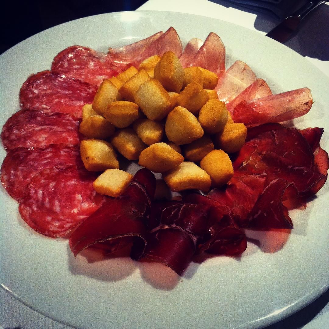 😋🍴 #gnoccofritto #valcamonica #dinner #gnam #love #sunday #food #restaurant