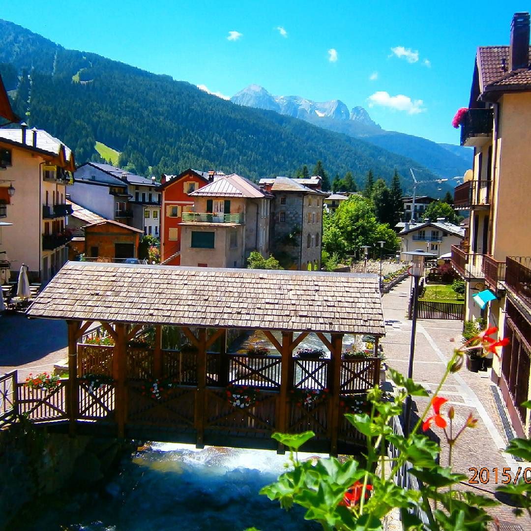 Ponte di Legno – Italy #pontedilegno #valcamonica #adamello #stelvio #mountains #nature #place #landscape #ponti #relax #like4like #likes #instalike #instagram #stream #river #holiday #bridge #wood #walking #water #weekend #freshair #blue #sky