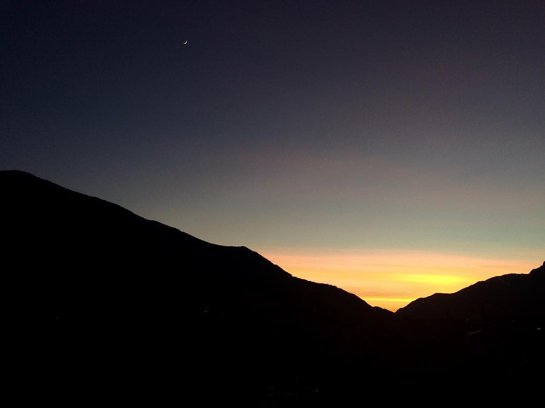 🌒 #moon #color #sunset #sky #snow #mountains #vallecamonica #instanature #skylovers #nature #skyporn #place #bienno #vivalavallecamonica #view #sun #igersitalia #myfeelgoodplace #italy #home #top_lombardia_photo #landscape #naturelovers #natureporn #instaitalia #amazing #shot #likeforlike #likeback #january