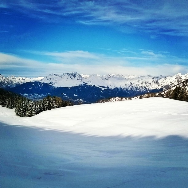 Rivedersi era come rinascere ancora una volta #snow #skialp #scialpinismo #mountain #landscape #nofilter #varicla #vallecamonica #brixia #homesweethome #happydays