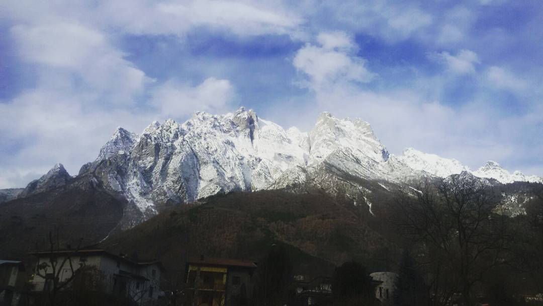 Il buongiorno della CONCARENA! ❄❄❄ #neve #Cerveno #Concarena #ValleCamonica #valledeisegni