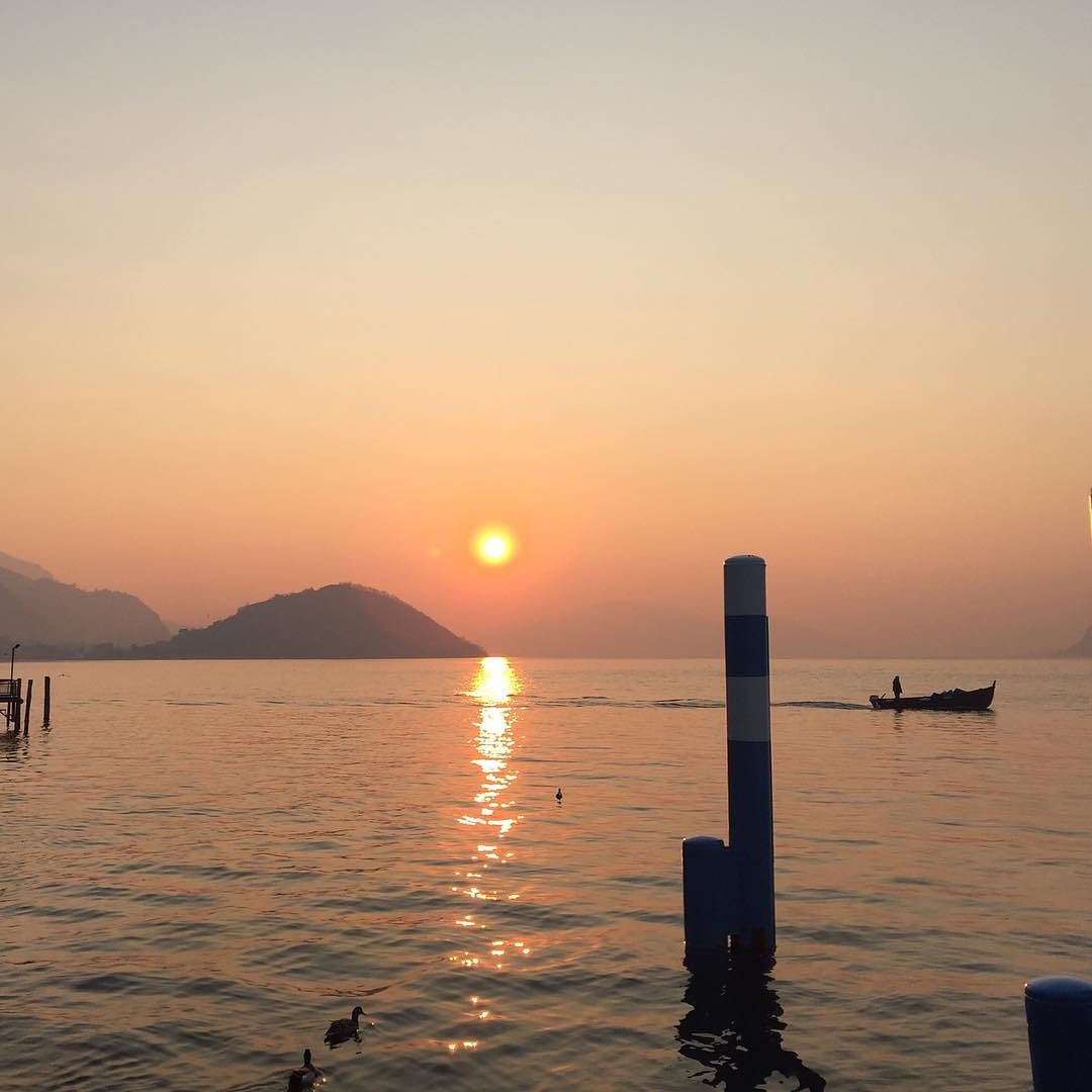 In attesa di Floating Piers #bresciatourism #lakeiseo #sulzano #vallecamonica #brescia #franciacorta #presstour2016