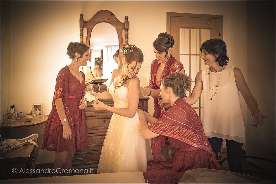 Tutto l’Amore che ho. #happiness #wedding #alessandrocremona #vallecamonica #love #weddinphotographer #loveis #matrimonio #darfoboarioterme #bride #groom #youngbook #weddingphotographersociety #mywed #brescia #weddingday #nozze #theknot #happiness #leamiche #amicizia
