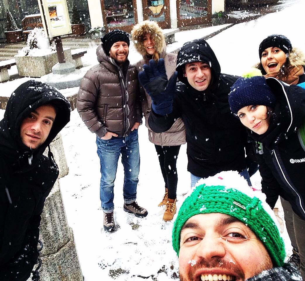 Frienships of a lifetime #pontedilegno #friendship #friends #snowing #snow #valcamonica #fun #crazy #montagna #sciare #vacanzeinvernali #ski #winter